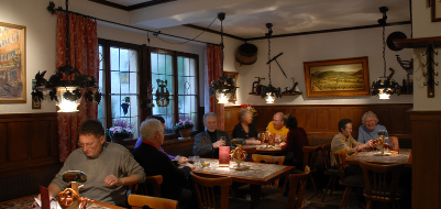 Weinstube Stuttgart, Weinauswahl, Weinhandel, Wein Stuttgart, Beste Weinstuben Stuttgarts, über 500 Weine